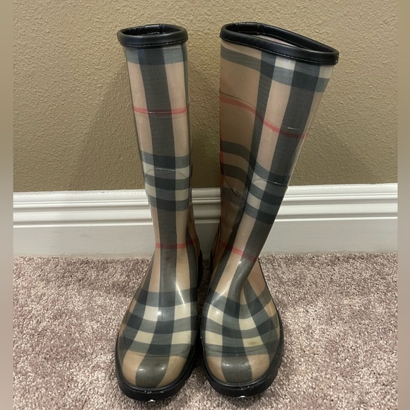 Burberry Rubber Rainboots - Picture 2 of 3